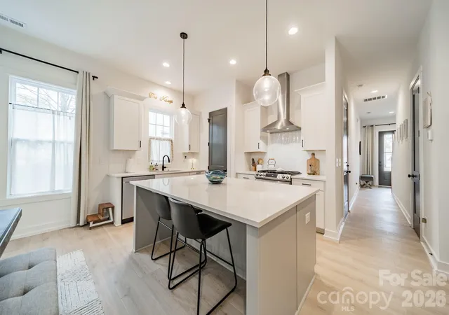 5th image of 608 Ambassador St, Charlotte, NC 28208 | MLS# 4342257