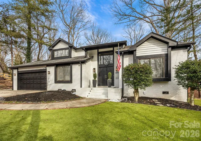 Photo 2 of Sale Pending at 9562 Hunting Ct, Matthews, NC 28105 | MLS# 4342308 | Listing updated on 2026-08-24