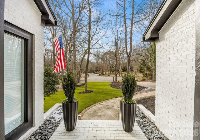 Photo 3 of Sale Pending at 9562 Hunting Ct, Matthews, NC 28105 | MLS# 4342308 | Listing updated on 2026-08-24