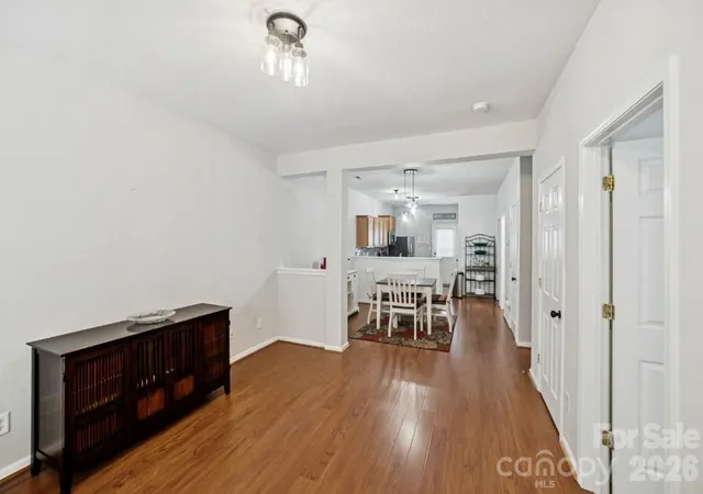 4th image of 2731 Meadow Knoll Dr, Charlotte, NC 28269 | MLS# 4342315