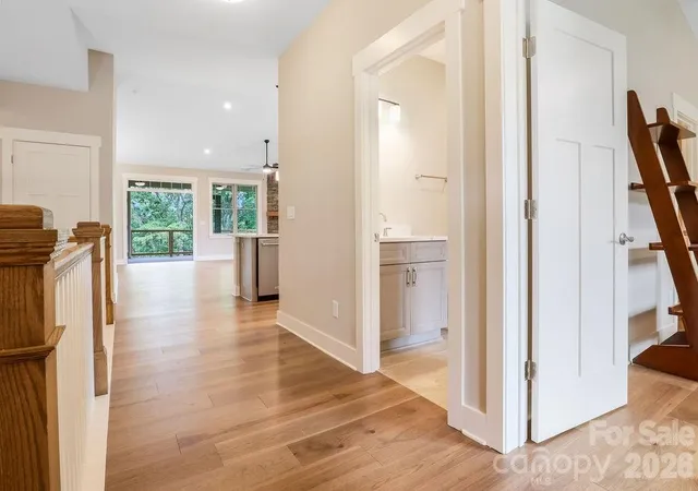Photo 3 of Single family home for sale at 19 Craftsman Overlook Ridge, Arden, NC 28704 | MLS# 4342379 | Listing updated on 2026-08-20