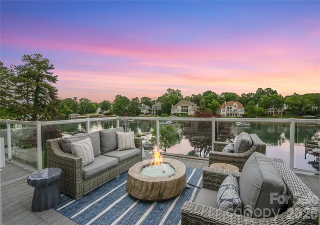 Photo 3 of Single family home for sale at 17825 Spinnakers Reach Dr, Cornelius, NC 28031 | MLS# 4342423 | Listing updated on 2026-09-13