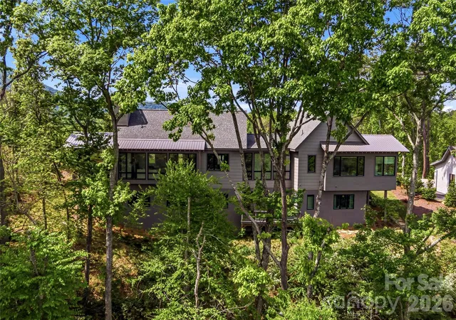 Photo 1 of Single family home for sale at 162 Riverbend Forest Dr, Asheville, NC 28805 | MLS# 4342488 | Listing updated on 2026-10-03
