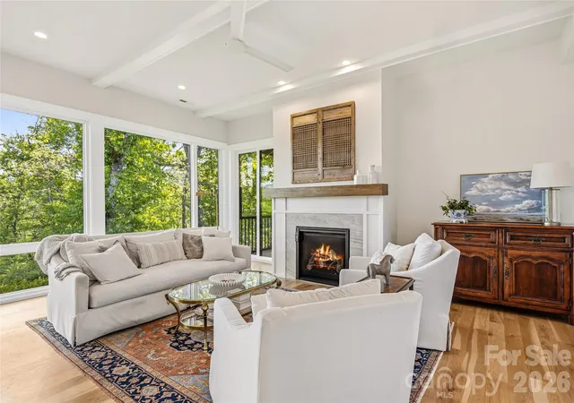 Photo 4 of Single family home for sale at 162 Riverbend Forest Dr, Asheville, NC 28805 | MLS# 4342488 | Listing updated on 2026-10-03