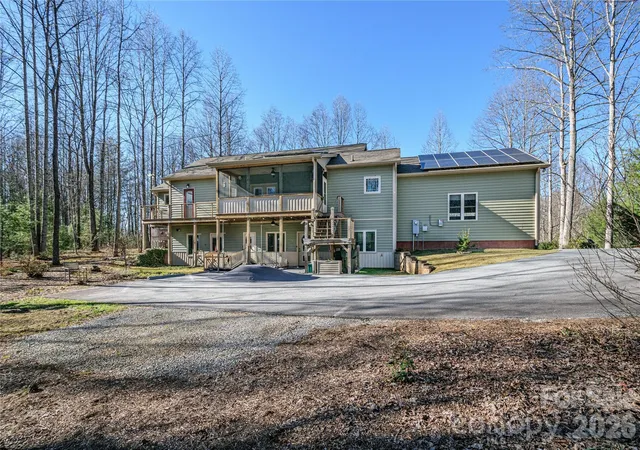 Homes for sale in Etowah, NC | 281 Ewbank Rd, Etowah, NC 28729 | MLS# 4342497