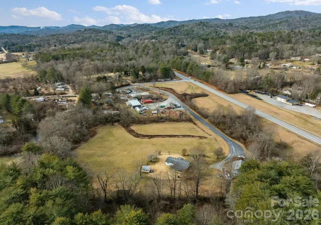 Photo 4 of Single family home for sale at 146 And 148 Monteith Rd, Brevard, NC 28712 | MLS# 4342574 | Listing updated on 2026-08-08
