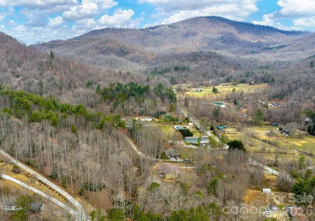 28th image of 1230 Terrys Gap Rd, Hendersonville, NC 28792 | MLS# 4342628