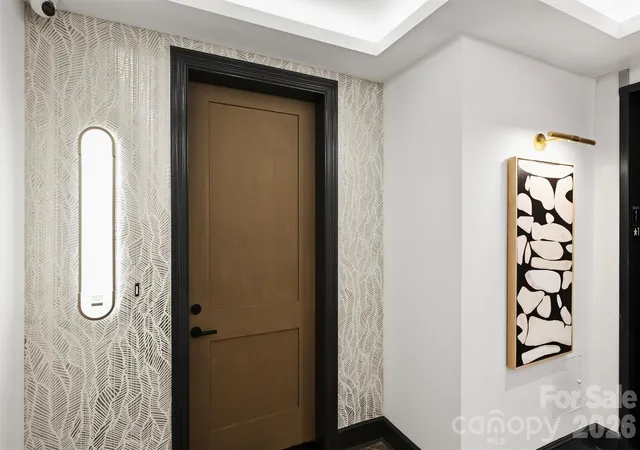 2nd image of 409 Queens Rd #101, Charlotte, NC 28207 | MLS# 4342814