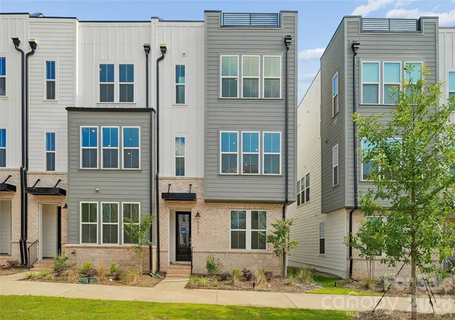 Townhouse for sale at 7017 Westrow Ave, Charlotte, NC 28278 | MLS# 4342963