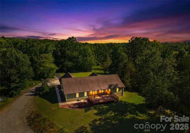 Homes for sale in Lincolnton, NC | 575 Hill Rd, Lincolnton, NC 28092 | MLS# 4343352