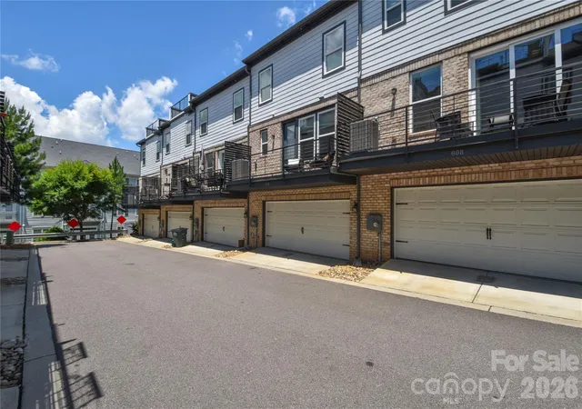 33rd image of 612 Tudor Park Wy, Charlotte, NC 28211 | MLS# 4343466