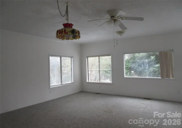 Homes for sale in Columbus, NC | 31 Ford Ridge Ln, Columbus, NC 28722 | MLS# 4343547