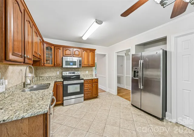 Homes for sale in Statesville, NC | 122 W Tattersall Dr, Statesville, NC 28677 | MLS# 4343678