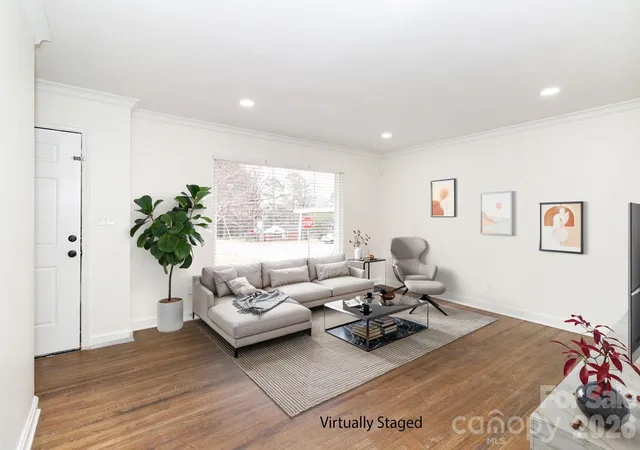 4th image of 1701 Irma St, Charlotte, NC 28216 | MLS# 4343874