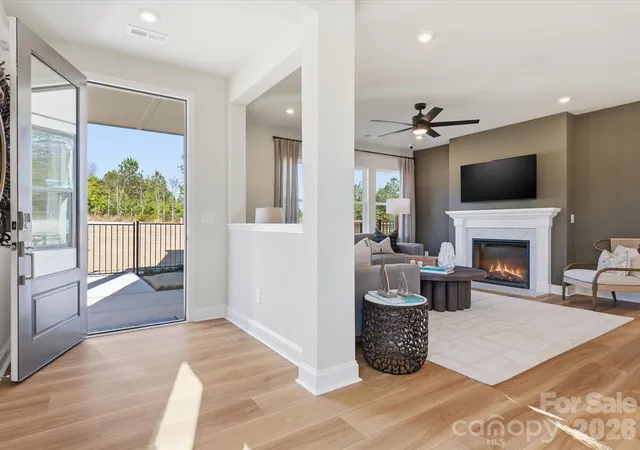 Photo 3 of Sale Pending at 434 Nash St, Fort Mill, SC 29715 | MLS# 4344044 | Listing updated on 2026-09-15