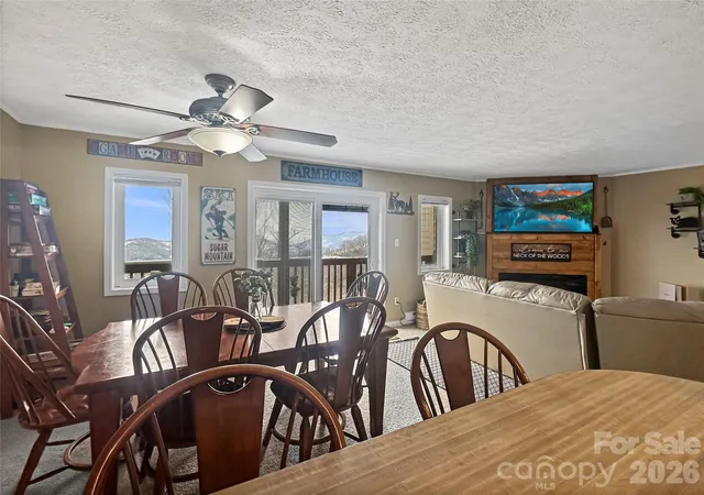 Listing Photo 4 - Condo for sale in building located at 102 Sugar Ski Dr, Sugar Mountain, NC 28604 - Unit #232