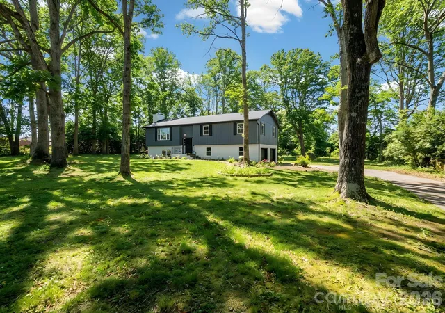 1st image of 944 Woodland Dr, Shelby, NC 28150 | MLS# 4344300