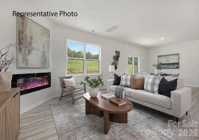 3rd image of 15142 Puffin Ct, Charlotte, NC 28215 | MLS# 4344318