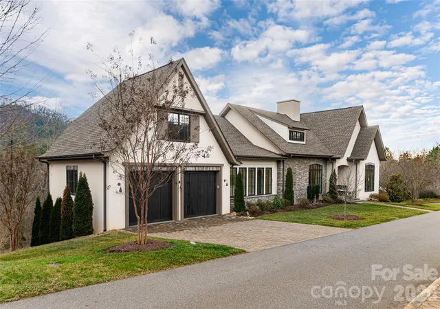 5th image of 22 Snap Dragon Ct, Asheville, NC 28804 | MLS# 4344672