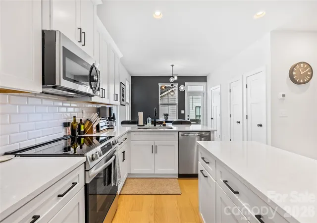 4th image of 1130 Pegram Crossing Dr #19, Charlotte, NC 28205 | MLS# 4344700