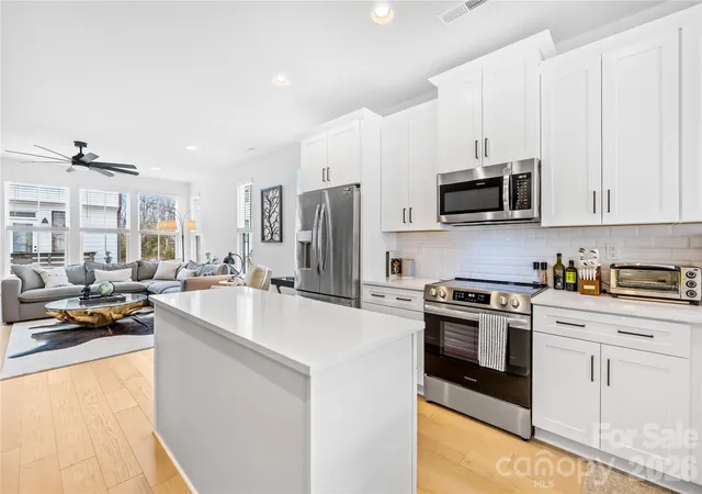 5th image of 1130 Pegram Crossing Dr #19, Charlotte, NC 28205 | MLS# 4344700