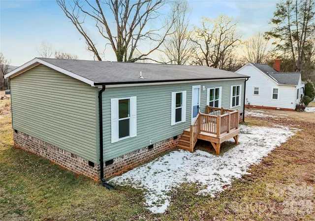 Homes for sale in Statesville, NC | 3925 Taylorsville Hwy, Statesville, NC 28625 | MLS# 4344728