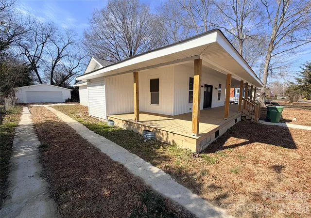 Homes for sale in Lancaster, SC | 308 N Catawba St, Lancaster, SC 29720 | MLS# 4344860