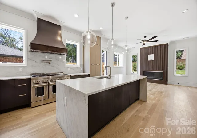 Photo 1 of Townhouse for sale at 2117 Lombardy Cir, Charlotte, NC 28203 | MLS# 4344981 | Listing updated on 2026-09-22