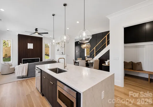 Photo 4 of Townhouse for sale at 2117 Lombardy Cir, Charlotte, NC 28203 | MLS# 4344981 | Listing updated on 2026-09-22