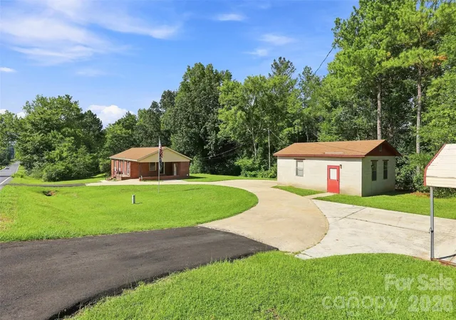 2nd image of 728 Center Rd, Chester, SC 29706 | MLS# 4345069