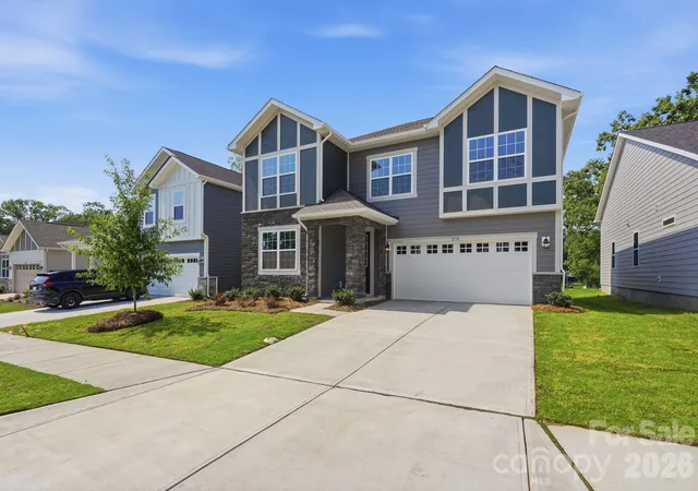 Photo 3 of Single family home for sale at 2730 Phoenix Ct, Gastonia, NC 28052 | MLS# 4345084 | Listing updated on 2026-10-01