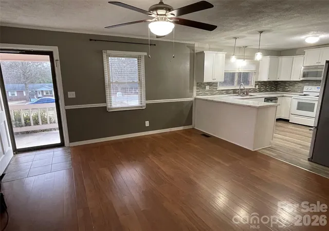 Homes for sale in Dallas, NC | 121 Randolph Rd, Dallas, NC 28034 | MLS# 4345141