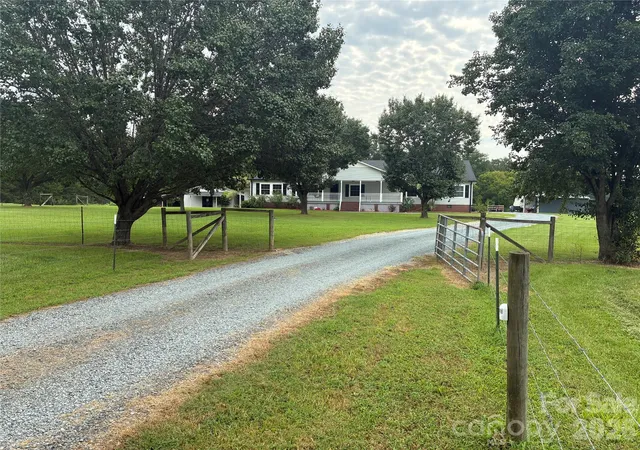 4th image of 13215 Pine Blf Rd, Midland, NC 28107 | MLS# 4345295