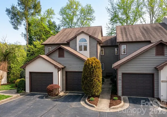 1st image of 2231 6th St Nw #16, Hickory, NC 28601 | MLS# 4345373