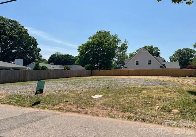4th image of 814 Bertonley Ave, Charlotte, NC 28211 | MLS# 4345533