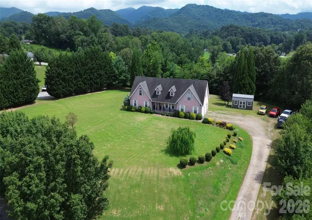 1st image of 130 Crestview St, Canton, NC 28716 | MLS# 4345646