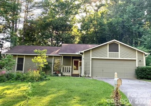 1st image of 8 Turkey Toe Ln, Arden, NC 28704 | MLS# 4345806