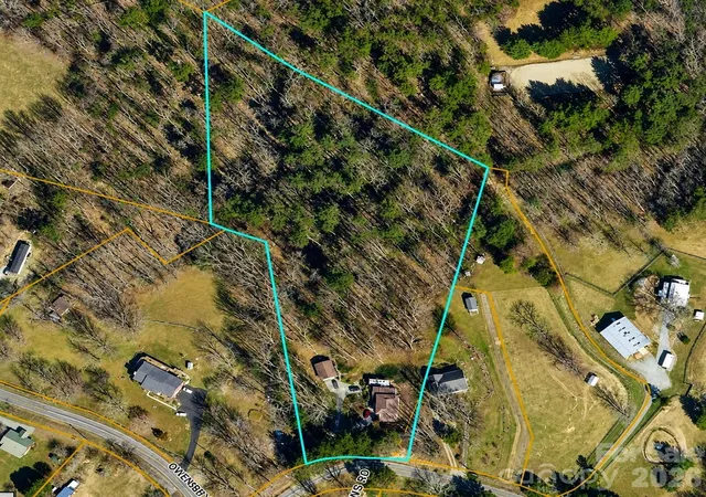5th image of 623 Owensby Rd, Hendersonville, NC 28792 | MLS# 4345844