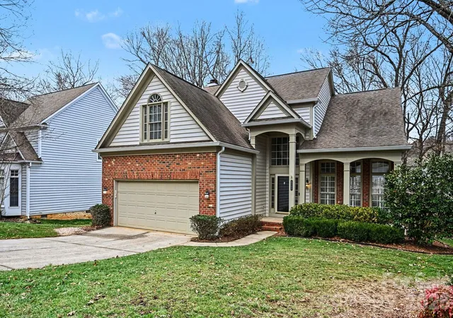 3rd image of 5805 Swanston Dr, Charlotte, NC 28269 | MLS# 4345984