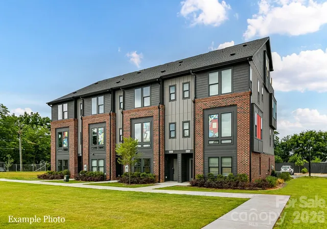 Townhouse for sale at 3014 Khan Park Dr #67, Charlotte, NC 28206 | MLS# 4346085
