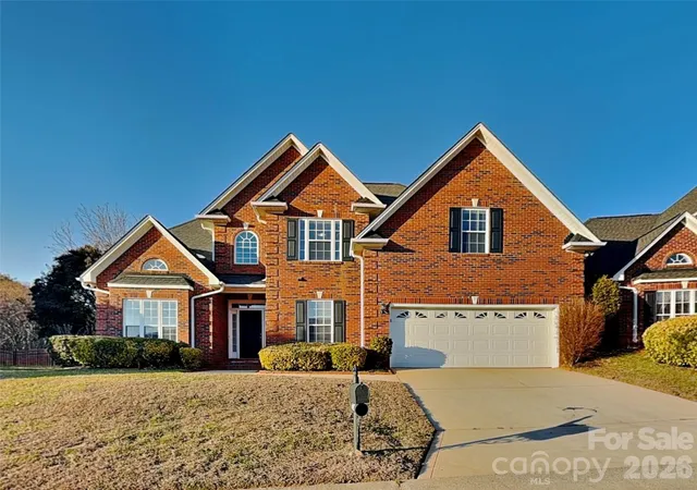 Photo 1 of Single family home for sale at 2562 Firethorn Ct, Gastonia, NC 28056 | MLS# 4346253 | Listing updated on 2026-10-06