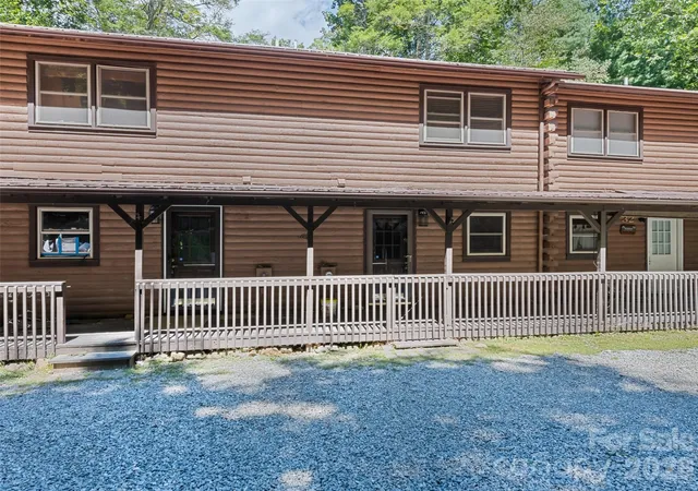 Photo 2 of Townhouse for sale at 36 Mulberry Ln, Maggie Valley, NC 28751 | MLS# 4346269 | Listing updated on 2026-09-02