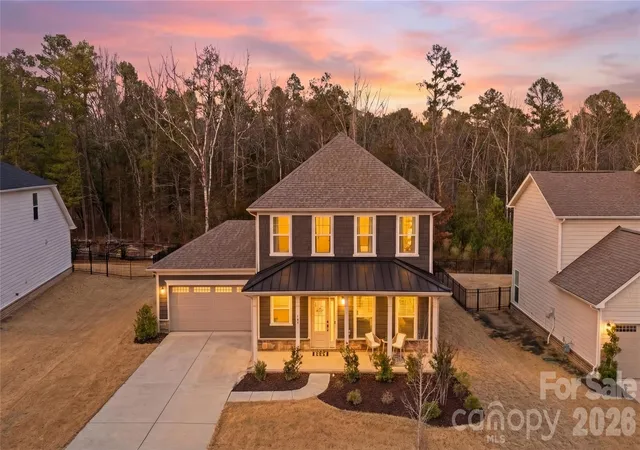 Homes for sale in Matthews, NC | 607 Southstone Dr, Matthews, NC 28104 | MLS# 4346375
