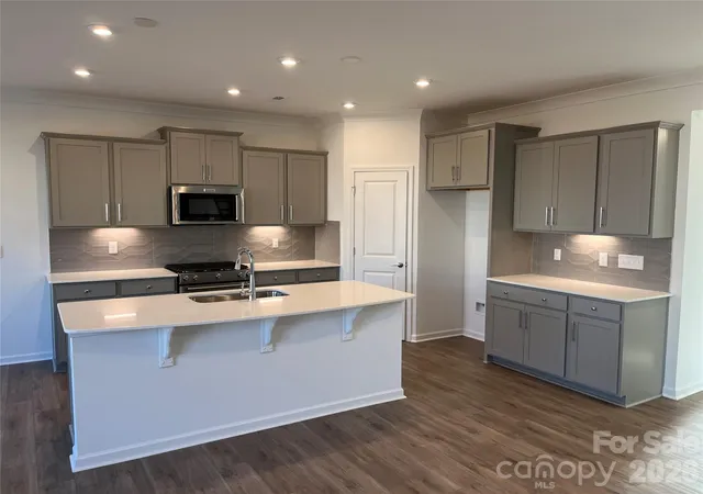 2nd image of 12061 Bradshaw Ct, Charlotte, NC 28278 | MLS# 4346495