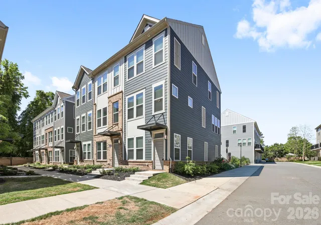 2nd image of 5005 Sovereignty Ct, Charlotte, NC 28205 | MLS# 4346589