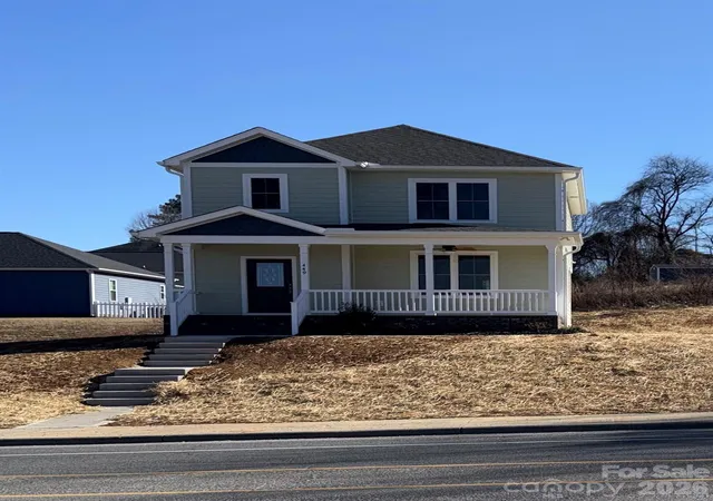 Photo 3 of Single family home for sale at 449 Cabarrus Ave W #3, Concord, NC 28027 | MLS# 4346597 | Listing updated on 2026-10-05