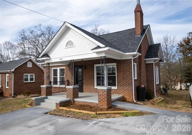 1st image of 430 N Green St, Morganton, NC 28655 | MLS# 4346598