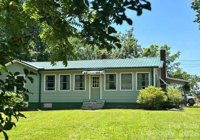 Photo 1 of Sale Pending at 1174 Stacy Hl Rd, Marion, NC 28752 | MLS# 4346746 | Listing updated on 2026-07-30