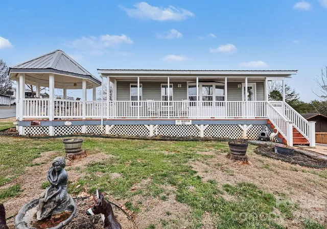 2nd image of 121 Grand View Dr #202/202A, New London, NC 28127 | MLS# 4346816