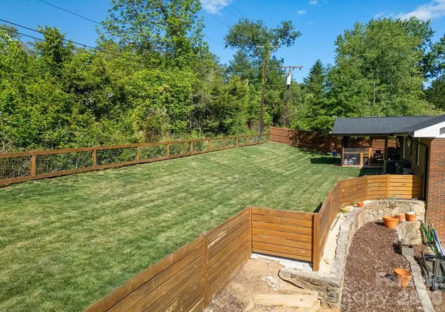 Photo 34 of Single family home for sale at 84 Far Hills Ter, Brevard, NC 28712 | MLS# 4346875 | Listing updated on 2026-08-29
